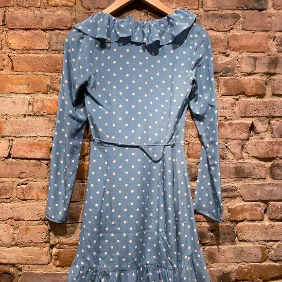 réalisation par blue polka dot wrap dress - Picture 5 of 5